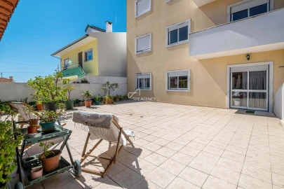 Apartamento T3 para Venda em Bombarral e Vale Covo