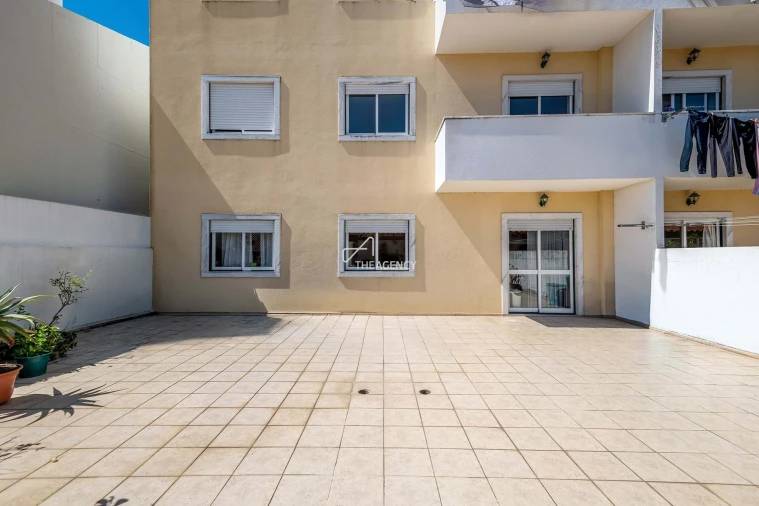 Apartamento T3 para Venda em Bombarral e Vale Covo Foto 4