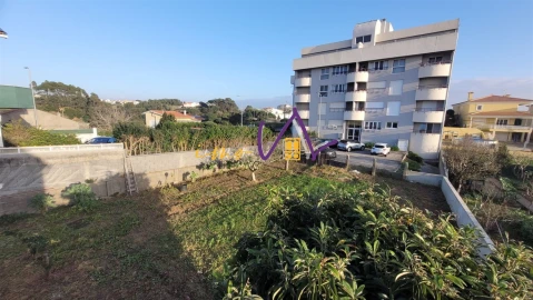 Terreno para Venda em Buarcos