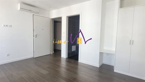 Moradia T9 para Venda em Buarcos