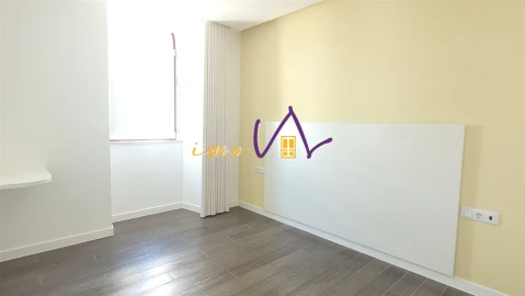 Moradia T9 para Venda em Buarcos