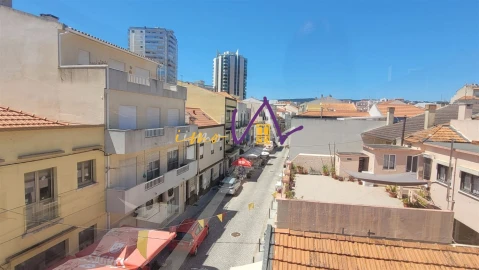 Moradia T9 para Venda em Buarcos