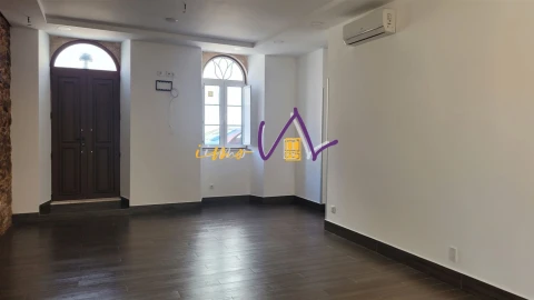 Moradia T9 para Venda em Buarcos