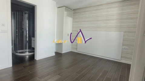 Moradia T9 para Venda em Buarcos