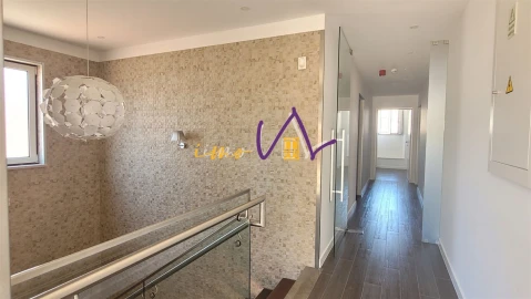 Moradia T9 para Venda em Buarcos