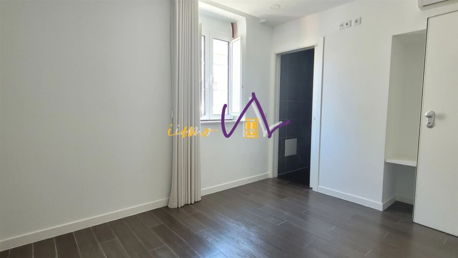 Moradia T9 para Venda em Buarcos Foto 36