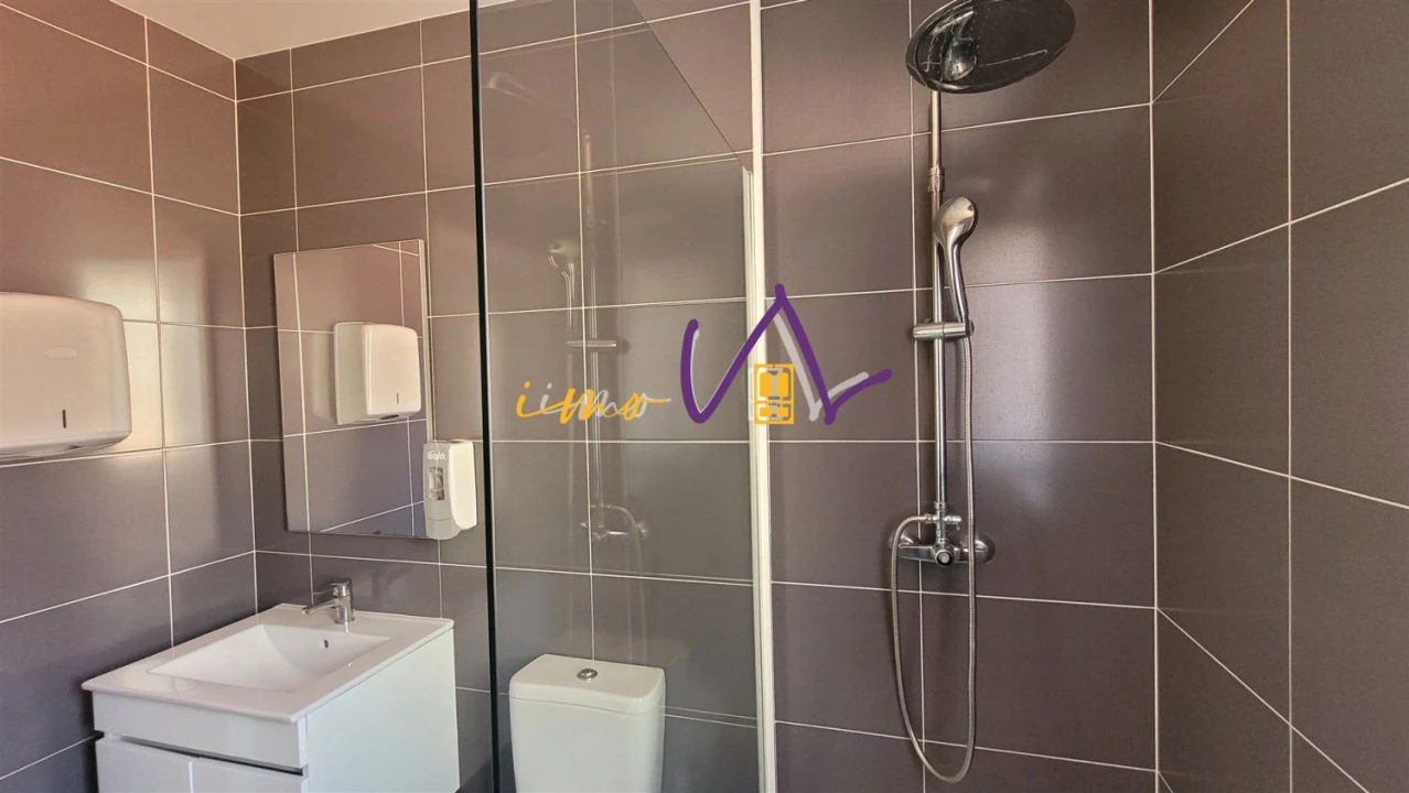 Moradia T9 para Venda em Buarcos Foto 28