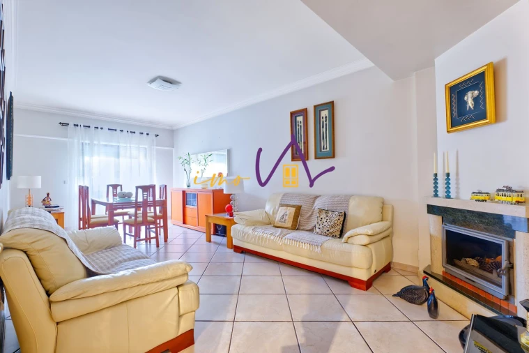 Apartamento T3 para Venda em Póvoa de Santa Iria e Forte da Casa Foto 6