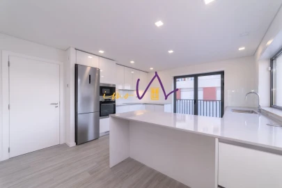 Moradia T4 para Venda em Tavarede