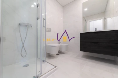 Moradia T4 para Venda em Tavarede