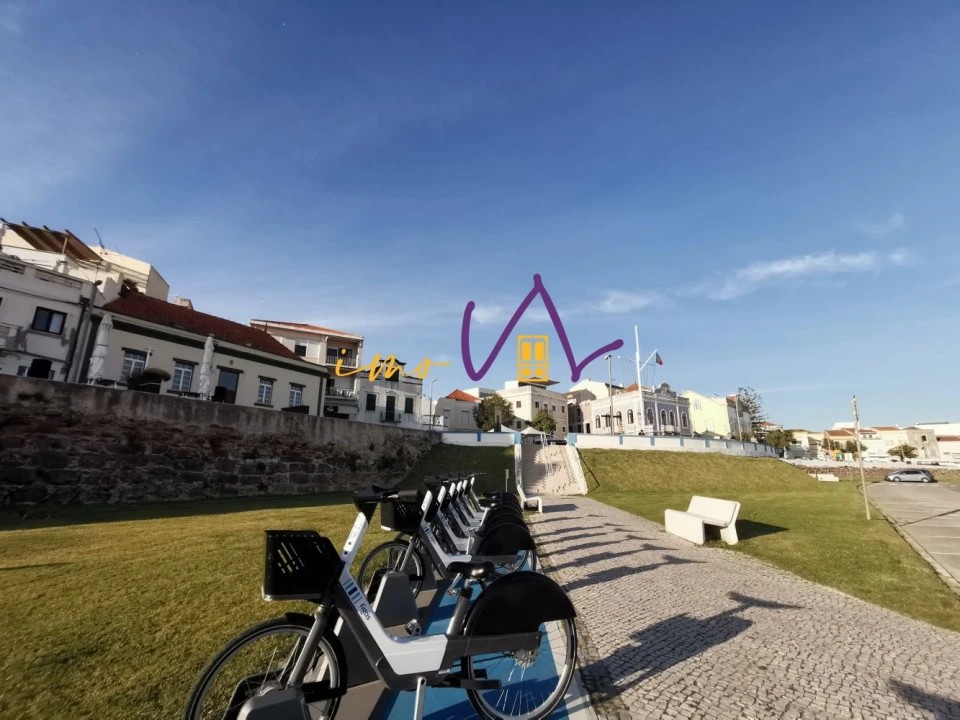 Moradia T4 para Venda em Tavarede Foto 34