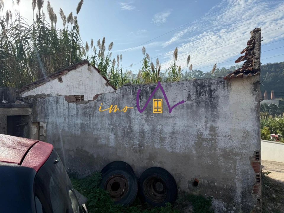 Moradia T1 para Venda em Tavarede Foto 4