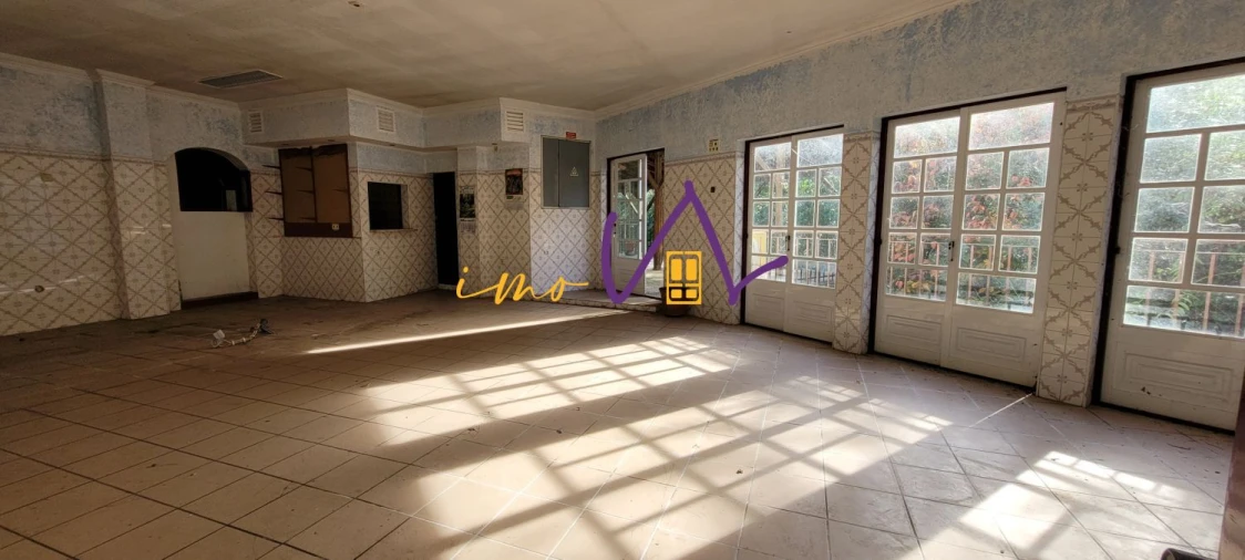 Loja para Venda em Aguda Foto 9