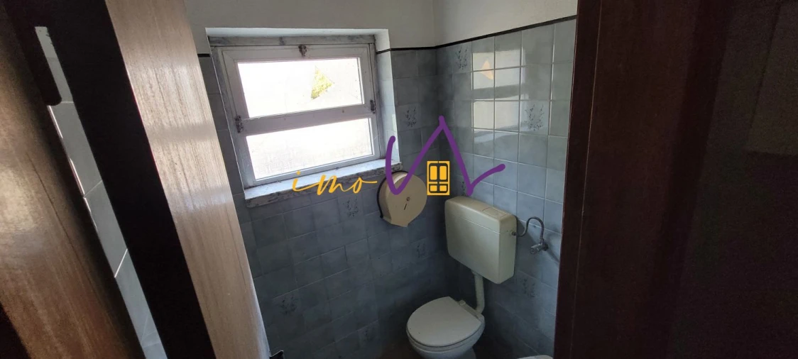 Loja para Venda em Aguda Foto 18