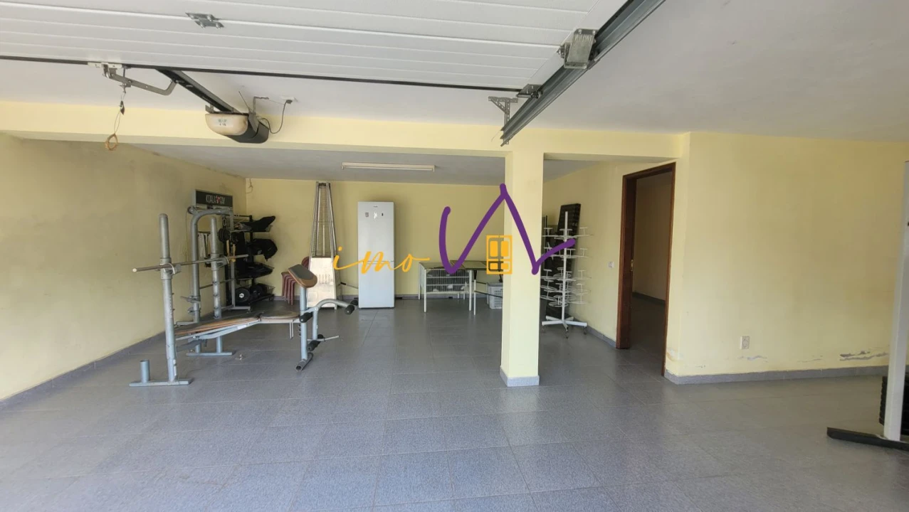 Moradia T4 para Venda em Tavarede Foto 32