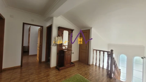 Moradia T4 para Venda em Tavarede