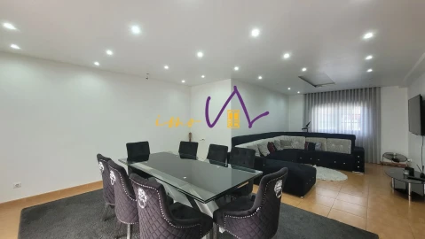 Moradia T4 para Venda em Tavarede