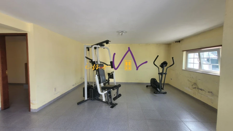 Moradia T4 para Venda em Tavarede Foto 33