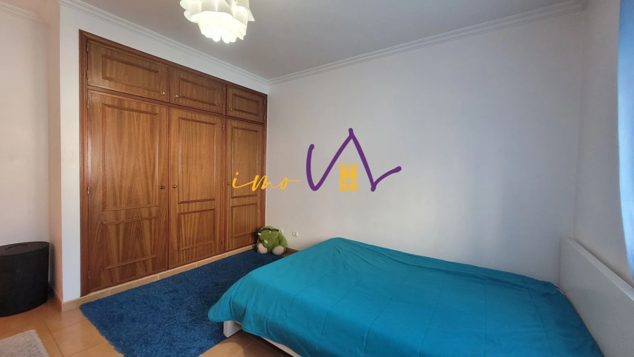 Moradia T4 para Venda em Tavarede Foto 9