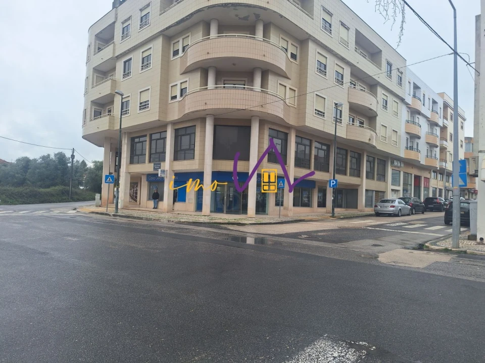 Loja para Venda em Benedita Foto 2