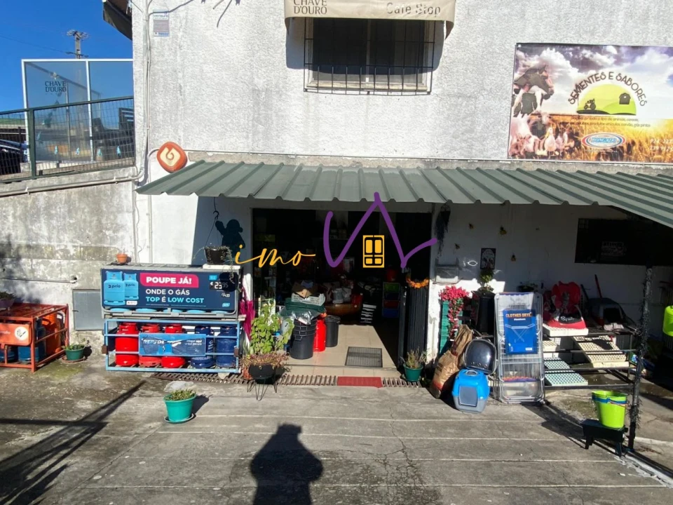 Loja para Trespasse em Souselas e Botão Foto 3
