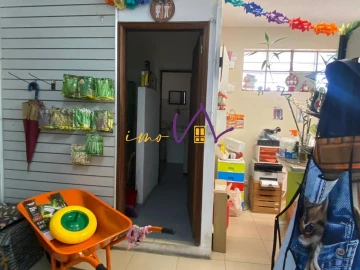 Loja para Trespasse em Souselas e Botão