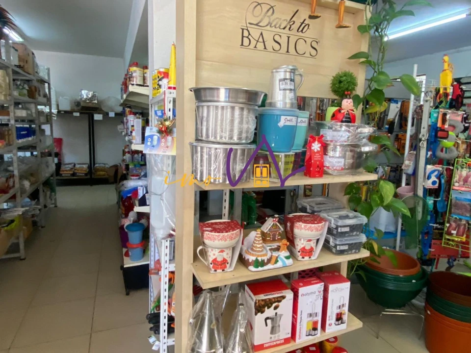 Loja para Trespasse em Souselas e Botão Foto 9