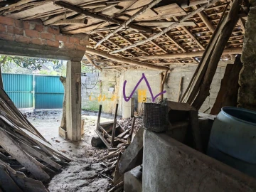 Moradia T3 para Venda em Santiago e São Simão de Litém e Albergaria dos Doze