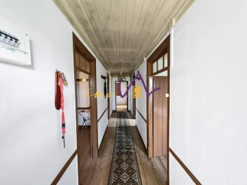 Moradia T3 para Venda em Santiago e São Simão de Litém e Albergaria dos Doze