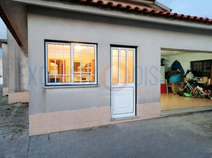 Moradia T3 para Venda em Branca Foto 17