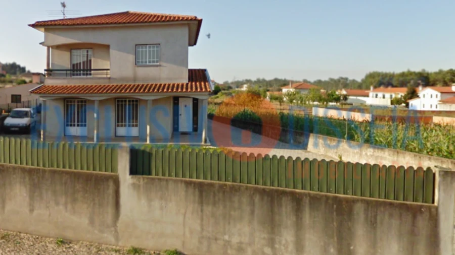 Moradia T3 para Venda em Branca