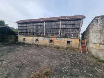 Quinta T3 para Venda em O. Azeméis, Riba-Ul, Ul, Macinhata Seixa, Madail
