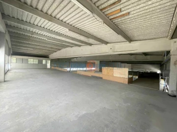 Loja para Venda em Pampilhosa