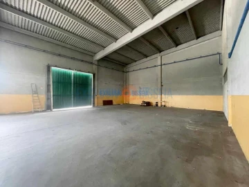 Loja para Venda em Pampilhosa