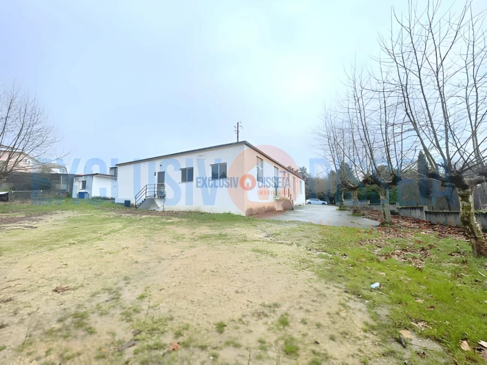 Loja para Venda em Oliveira do Bairro Foto 16