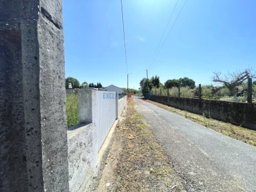 Terreno para Venda em Trofa, Segadães e Lamas do Vouga