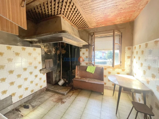 Moradia T2 para Venda em Silva Escura e Dornelas Foto 9