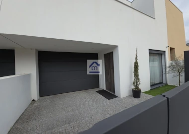 Moradia T3 para Venda em Vila Chã