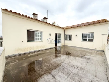 Moradia T3 para Venda em Alpiarça
