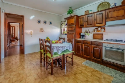 Moradia T5 para Venda em Santa Joana