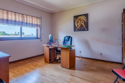 Moradia T5 para Venda em Santa Joana