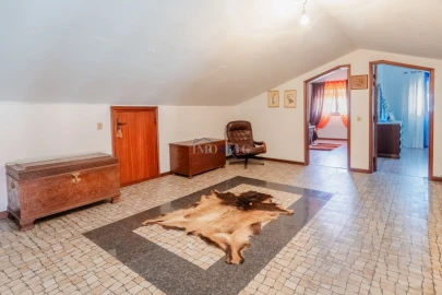 Moradia T5 para Venda em Santa Joana