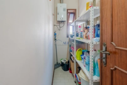 Moradia T5 para Venda em Santa Joana