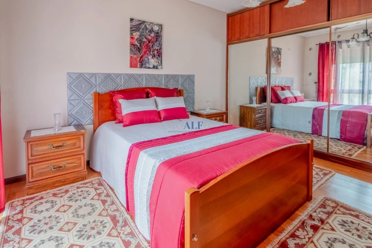 Moradia T5 para Venda em Santa Joana Foto 10