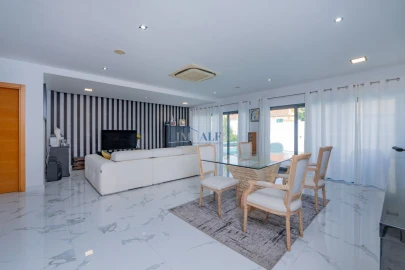 Moradia T3 para Venda em Quinta do Anjo