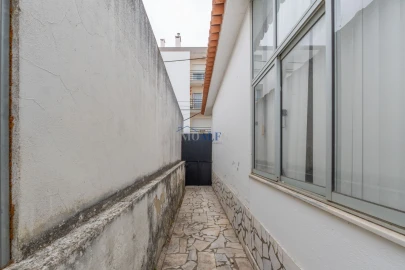 Moradia T2 para Venda em Pinhal Novo