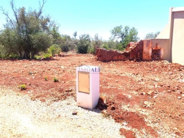 Terreno para Venda em Silves