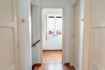 Moradia T4 para Venda em Angra (Santa Luzia)