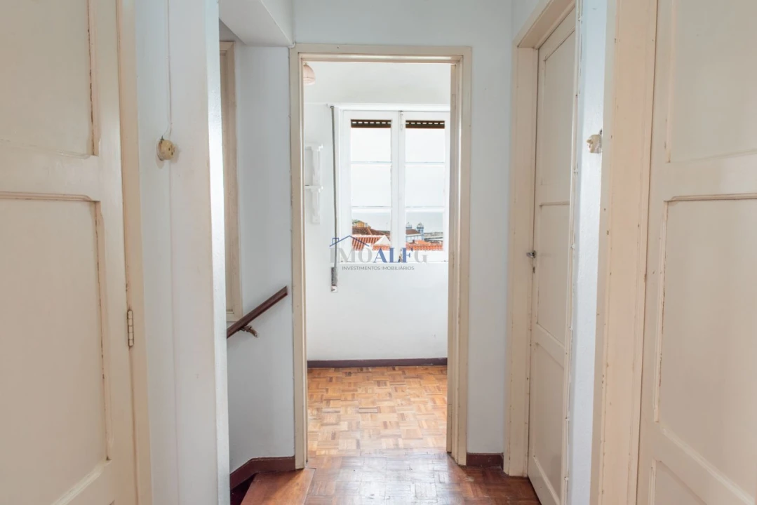 Moradia T4 para Venda em Angra (Santa Luzia) Foto 21