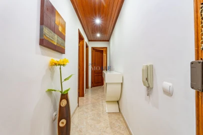 Apartamento T2 para Venda em Baixa da Banheira e Vale da Amoreira